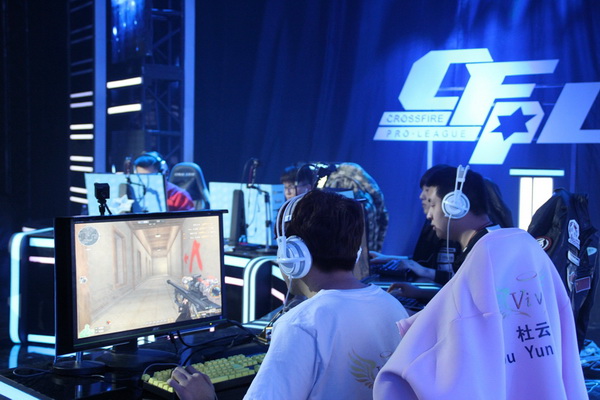 场备受瞩目 场备受瞩目